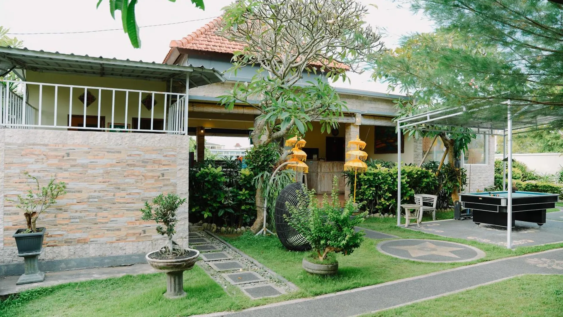 Taman Asih Bingin Homestay Uluwatu